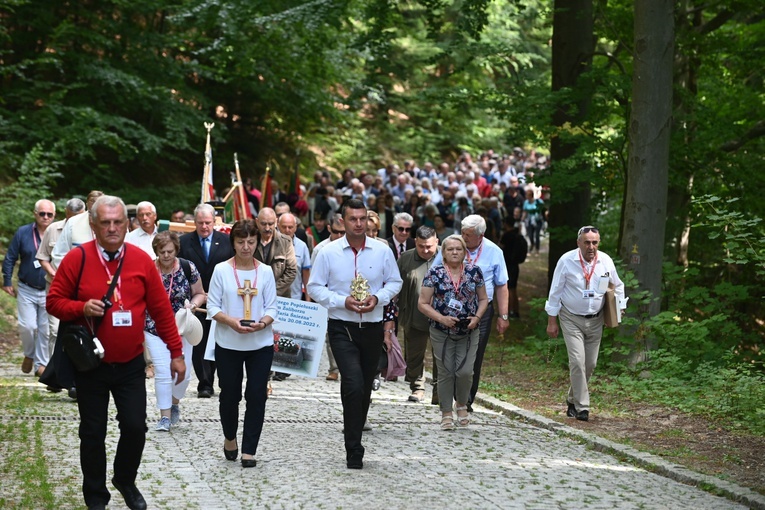 Pielgrzymka "Solidarności" na Górę Igliczną