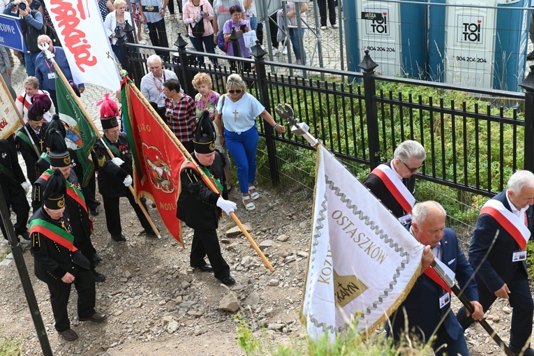 Pielgrzymka "Solidarności" na Górę Igliczną
