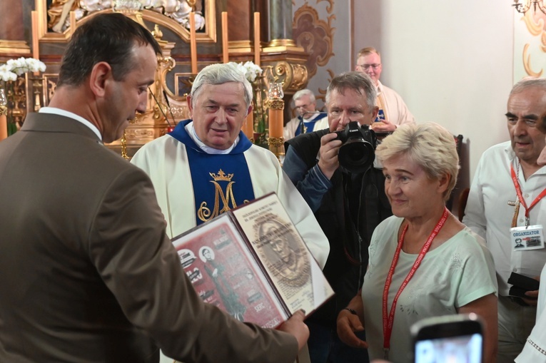 Pielgrzymka "Solidarności" na Górę Igliczną