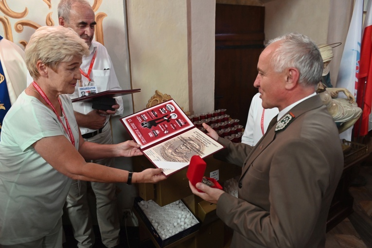 Pielgrzymka "Solidarności" na Górę Igliczną