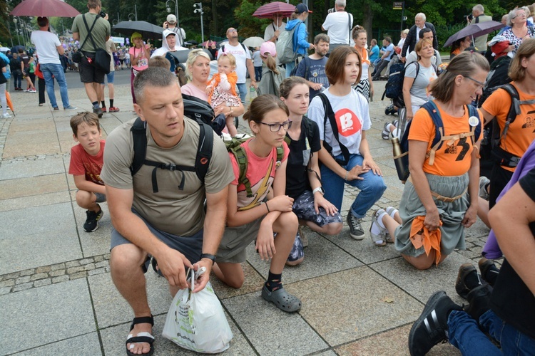 Dwójki, trójka i trzynastka na Jasnej Górze