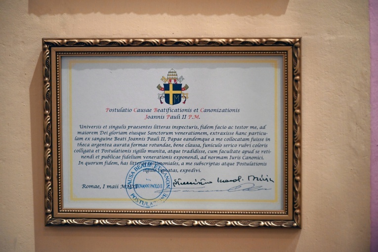 Wałbrzych. Wprowadzenie relikwii trojga mieszkańców nieba