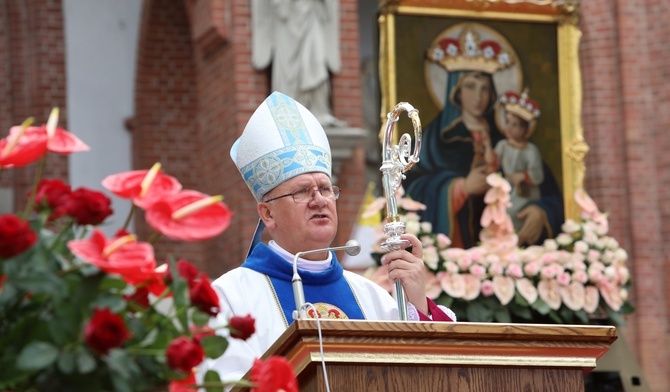 Abp Górzyński: Zbawienie nikogo nie wyklucza