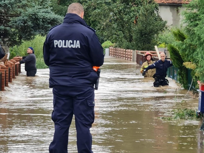 Dwa powiaty na terenie diecezji walczą z podtopieniami 