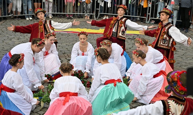 Zakopane. Górale z całego świata rozpoczęli swoje święto
