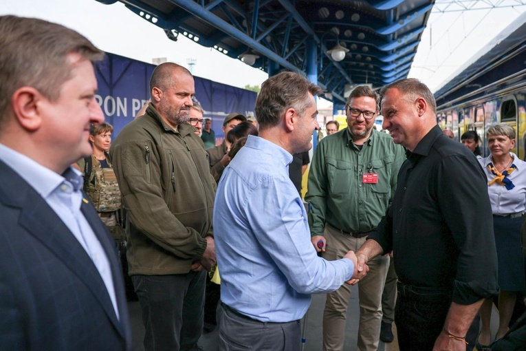 Prezydenci Duda i Zełenski będą rozmawiać w Kijowie o dalszym wsparciu ze strony Polski