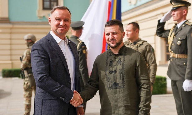 Zełenski: Nikt nie chce umierać, ale nikt też nie boi się Rosji