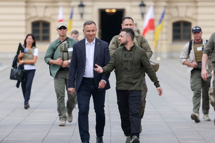 Zełenski: Nikt nie chce umierać, ale nikt też nie boi się Rosji