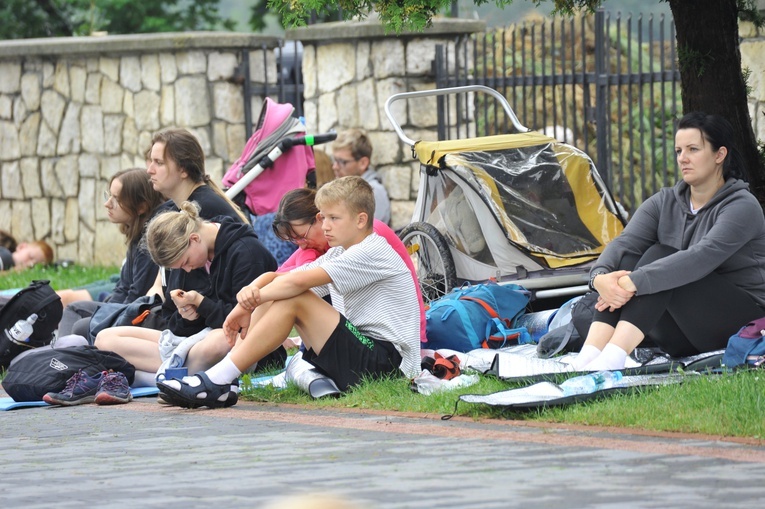 Sokolniki, Msza św. - cz. B