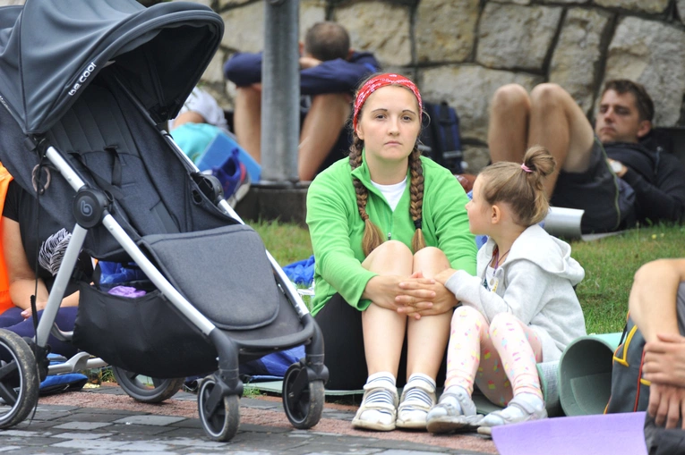 Sokolniki, Msza św. - cz. B