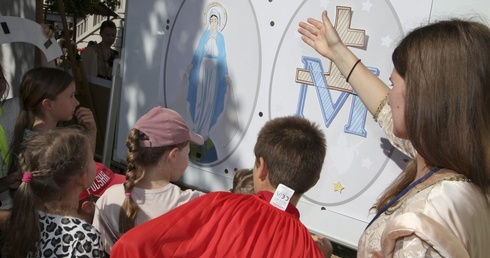 Pod płaszczem Maryi