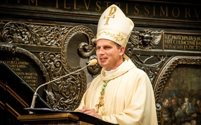 Biskup Piotr Przyborek