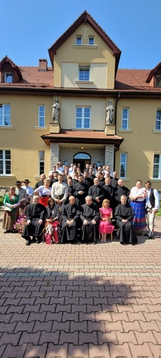 Ząbkowice Śl. Obłóczyny u pallotynów