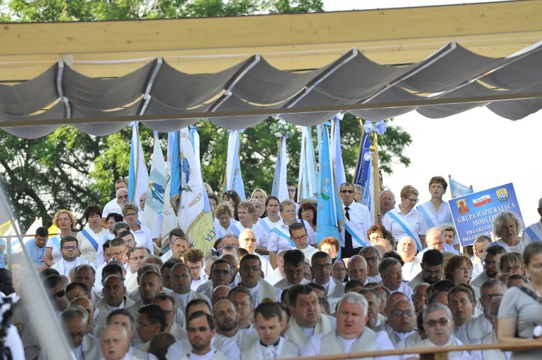 40. PPT - Msza św. na zakończenie