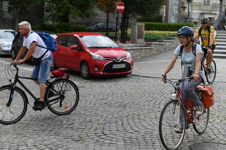 Rowerowa pielgrzymka w intencji trzeźwości