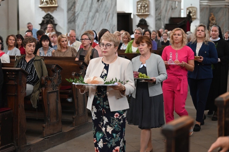 Katecheci z pielgrzymką w Bardzie