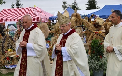 Dożynki Gminy Świdnica w Opoczce