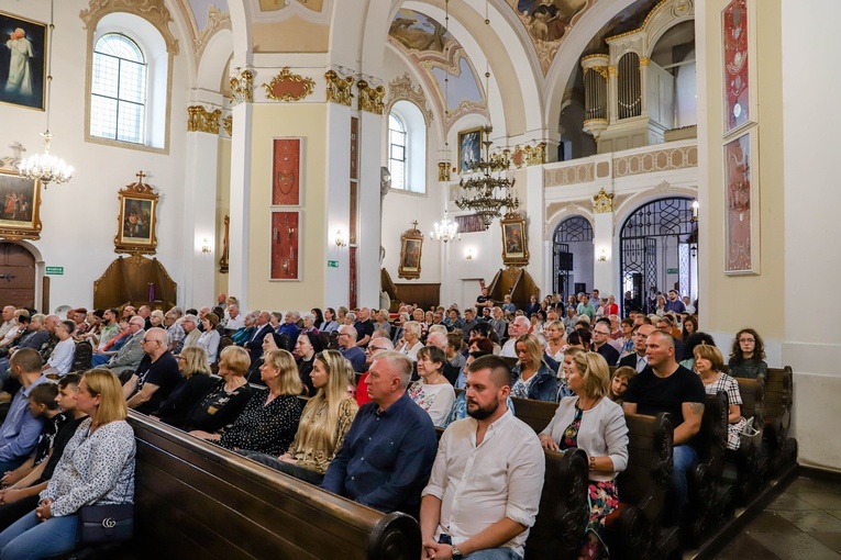 Podziękowanie dla ks. Piotra Bortnika