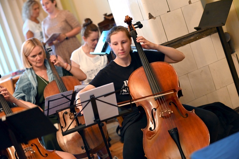 II Noworudzkie Wielbienie z Poldkiem Twardowskim