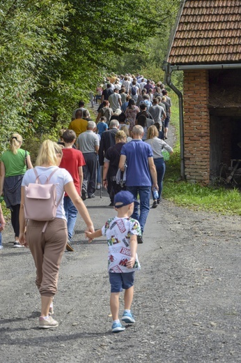 Droga Krzyżowa w Jamnicy