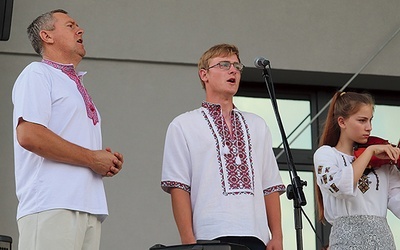 Pieśnią, poezją, tańcem i strojami Ukraińcy przebywający w Polsce celebrowali ten dzień.