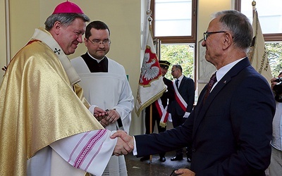 ▲	– Zawsze najważniejszą częścią obchodów jest Msza św. – mówił szef dolnośląskiej „S” Kazimierz Kimso.