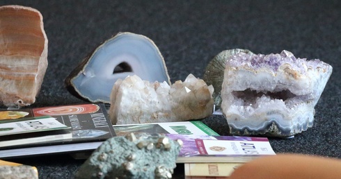 Kamienie, skały i minerały