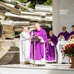 Msza św. w przy pomniku Obrońców Poczty 2022