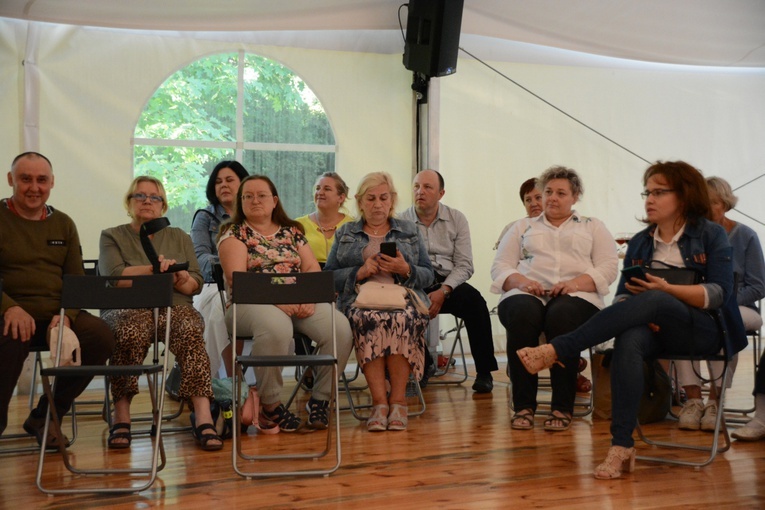 Wernisaż wystawy "Podróż przez lata"