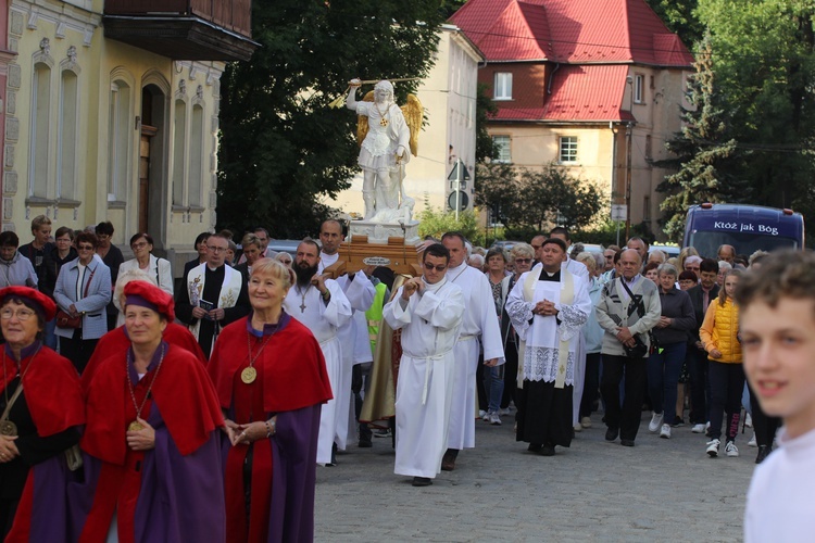 Św. Michał Archanioł w Lubawce