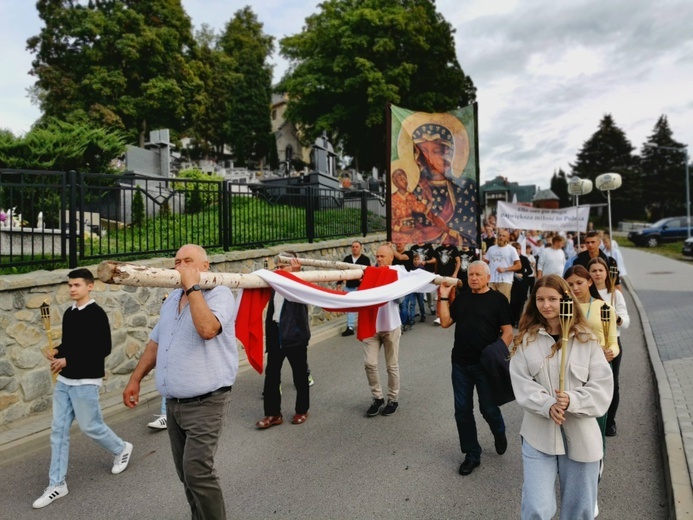 Droga Krzyżowa na Górę Kożuch
