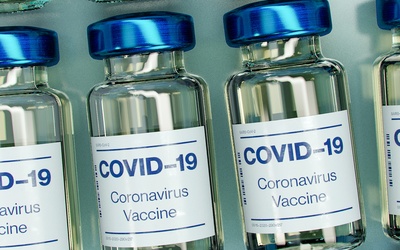 Komisja Europejska zatwierdziła zmodyfikowane szczepionki przypominające na Covid-19