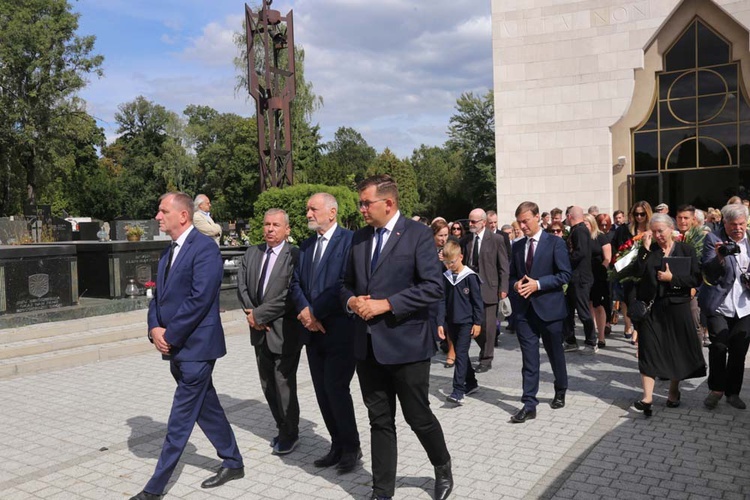 Pogrzeb najstarszej Polki - Wandy Szajowskiej 