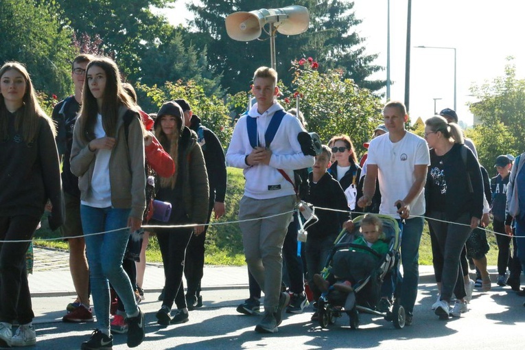 Pielgrzymi do Wąwolnicy