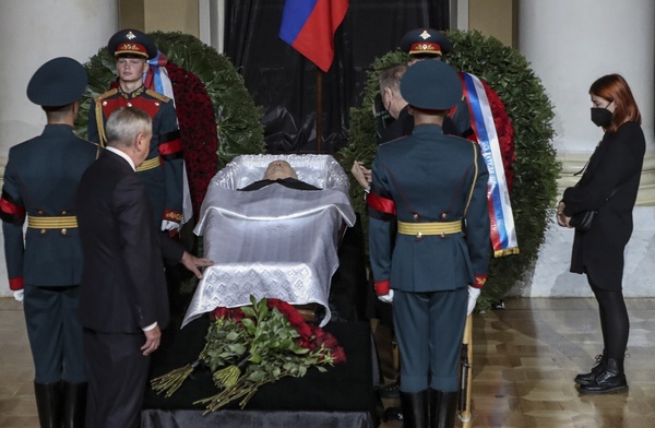 Rosja/ Rozpoczęła się ceremonia żałobna Michaiła Gorbaczowa