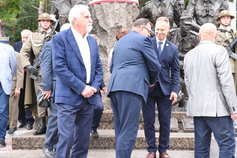 Pomnik żołnierzy wyklętych i niezłomnych w Mielcu