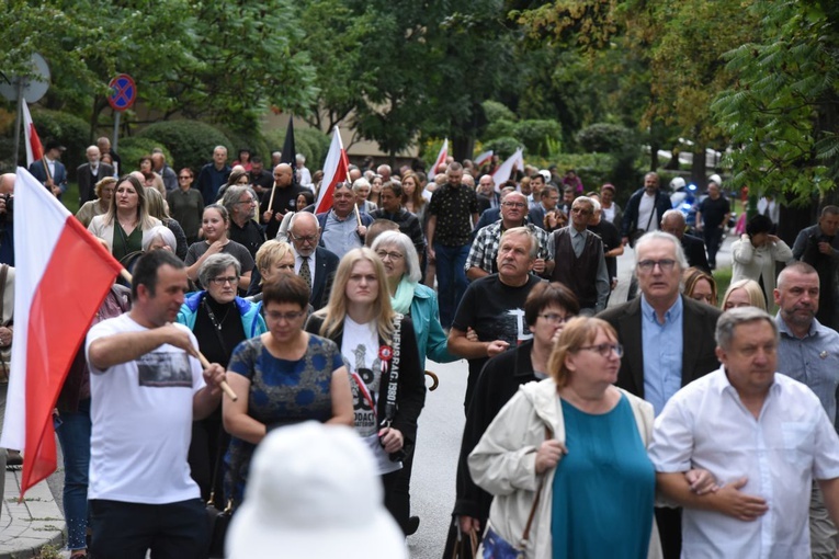 Pomnik żołnierzy wyklętych i niezłomnych w Mielcu