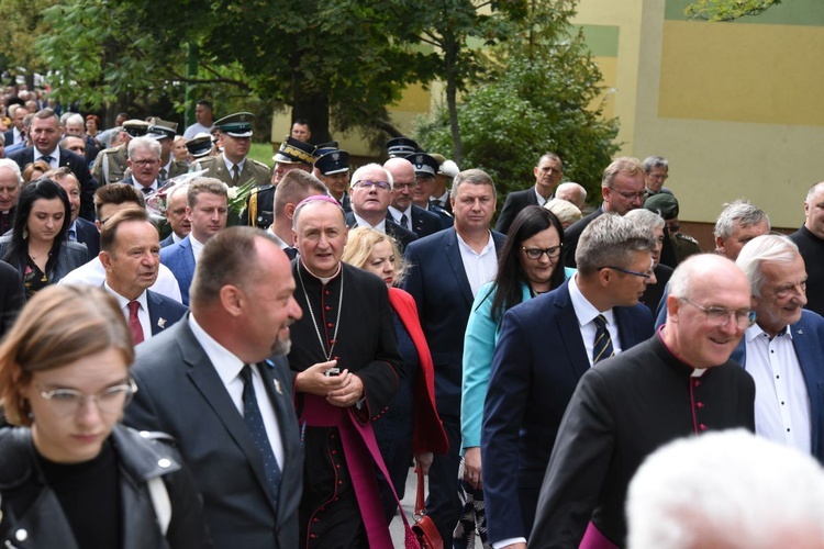 Pomnik żołnierzy wyklętych i niezłomnych w Mielcu