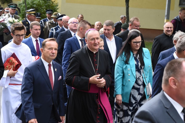 Pomnik żołnierzy wyklętych i niezłomnych w Mielcu