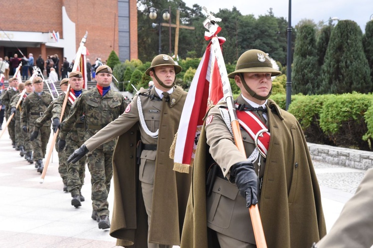 Pomnik żołnierzy wyklętych i niezłomnych w Mielcu
