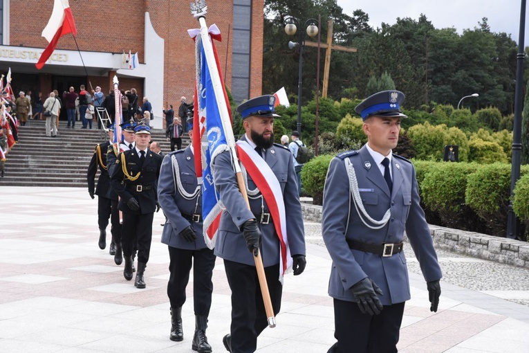 Pomnik żołnierzy wyklętych i niezłomnych w Mielcu