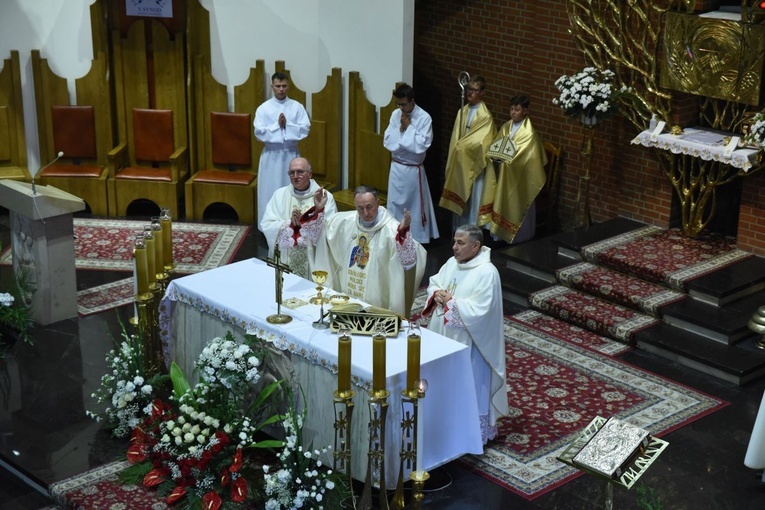 Pomnik żołnierzy wyklętych i niezłomnych w Mielcu