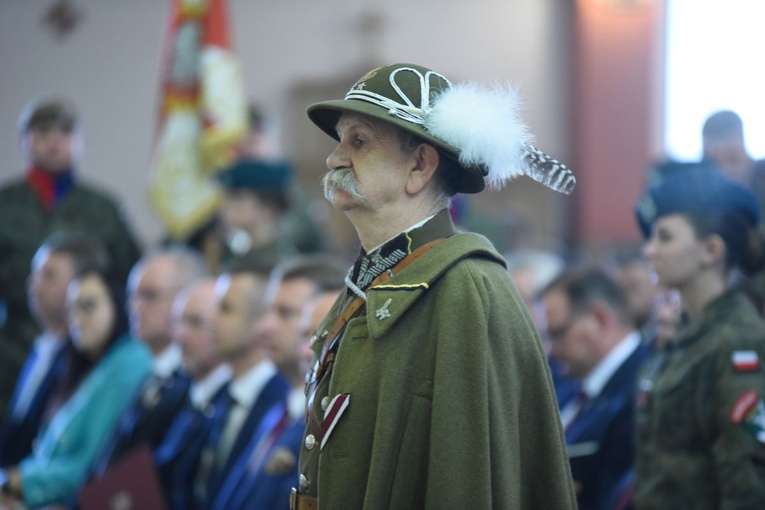 Pomnik żołnierzy wyklętych i niezłomnych w Mielcu