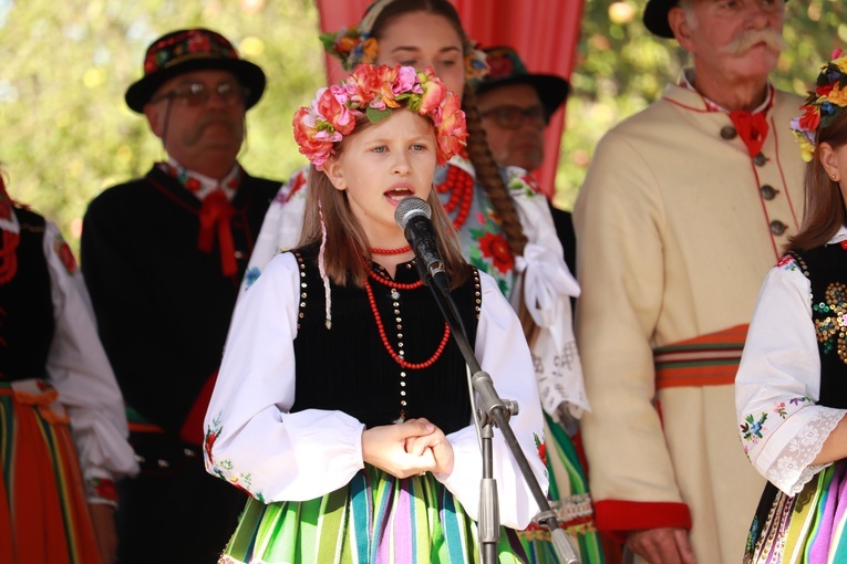 90-lecie Amatorskiego Zespołu Regionalnego im. Wł. St. Reymonta w Lipcach Reymontowskich