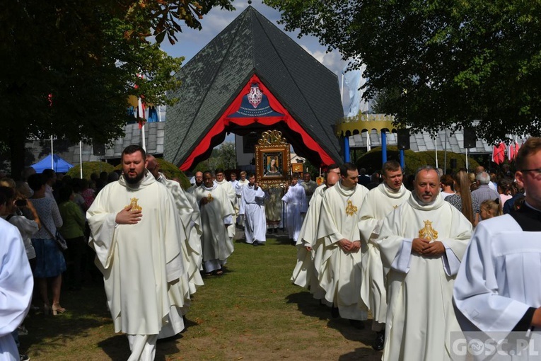 Pielgrzymka Ruchu Światło-Życie do Rokitna