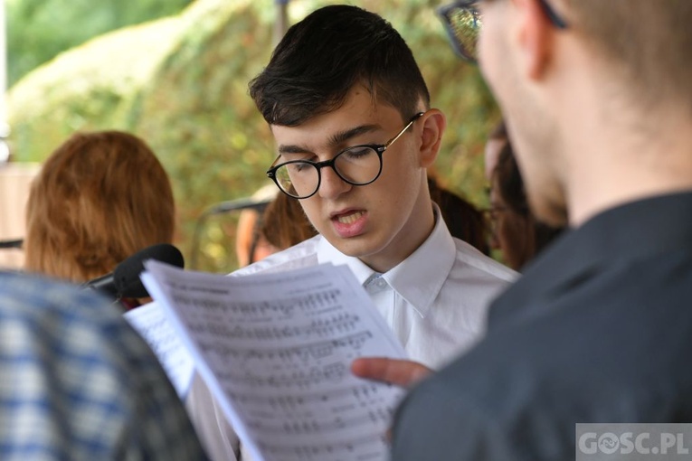 Pielgrzymka Ruchu Światło-Życie do Rokitna