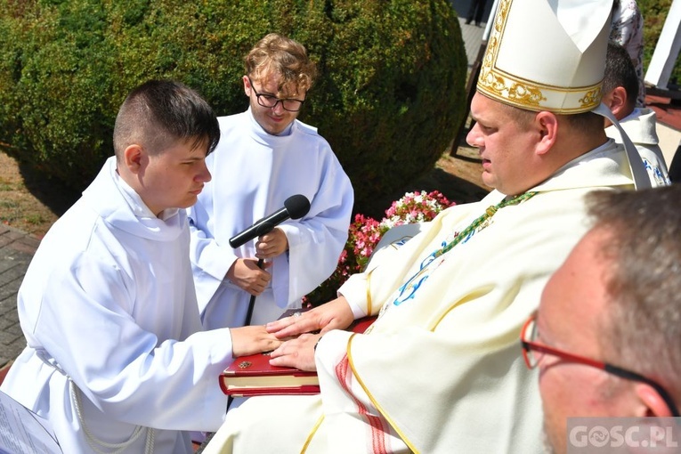 Pielgrzymka Ruchu Światło-Życie do Rokitna