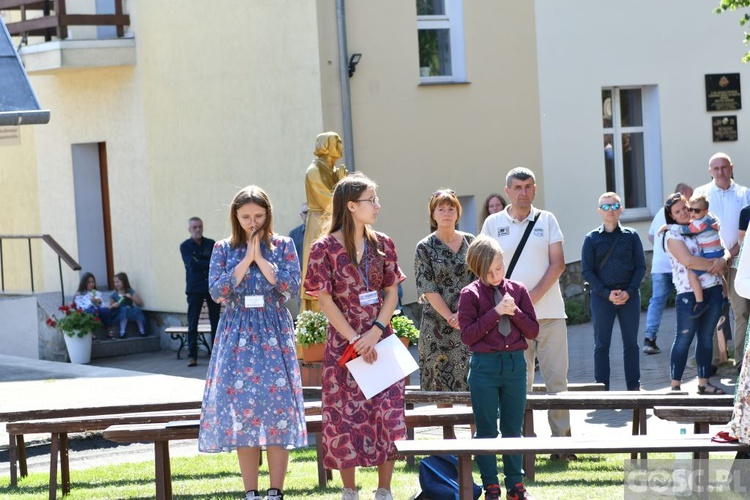 Pielgrzymka Ruchu Światło-Życie do Rokitna