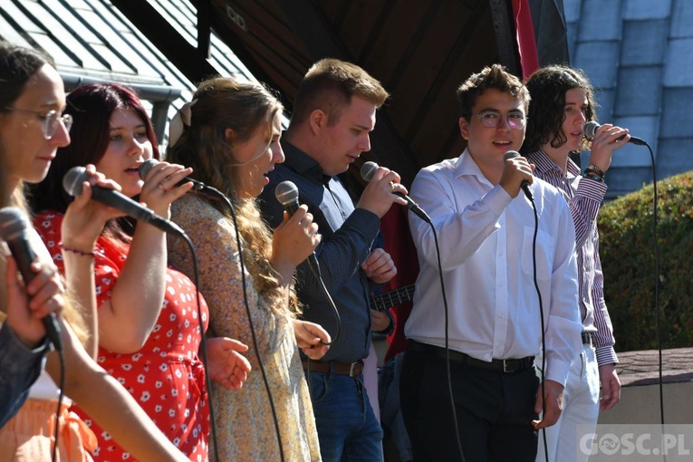 Pielgrzymka Ruchu Światło-Życie do Rokitna