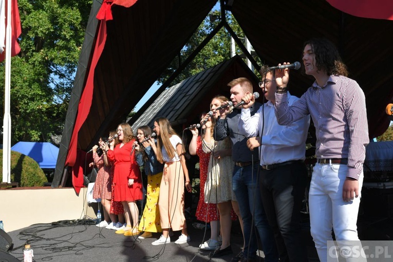 Pielgrzymka Ruchu Światło-Życie do Rokitna